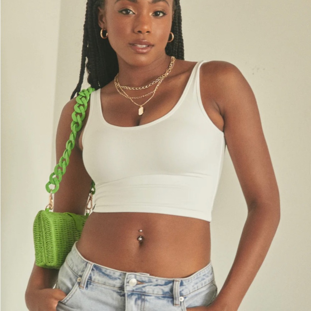 Klassy network Brami crop top white